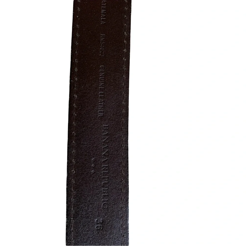 Men’s Banana Republic Brown Worn Broken-In Leather Bronze Buckle Belt